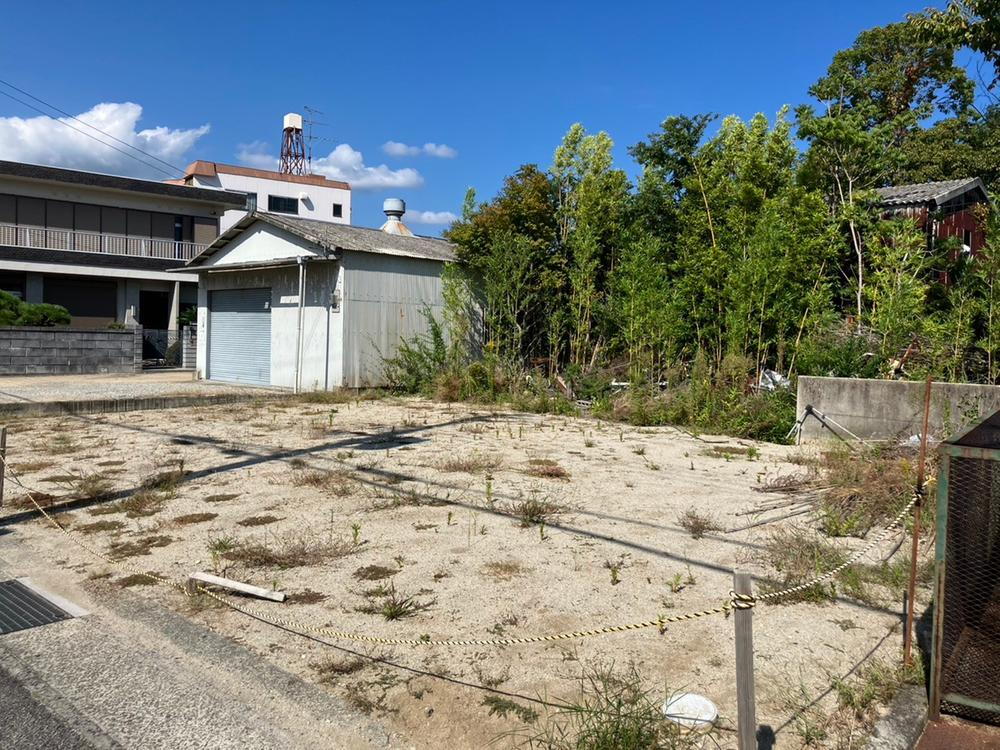 兵庫県洲本市物部１ 700万円