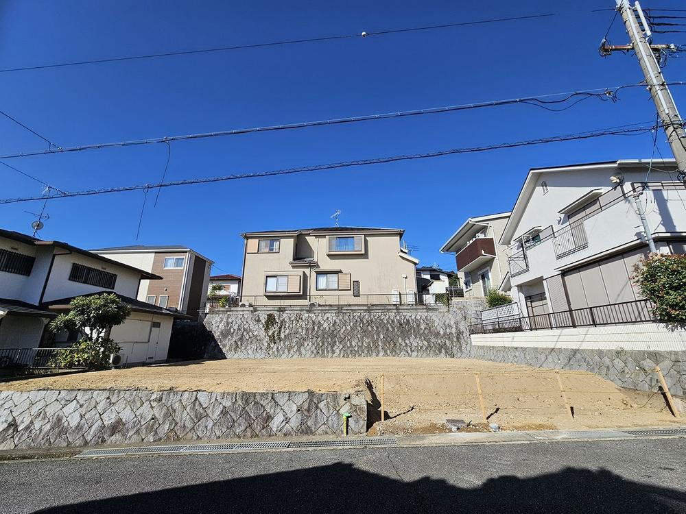 兵庫県宝塚市中山桜台２ 2290万円