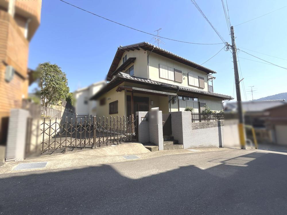 京都府長岡京市河陽が丘１ 2600万円