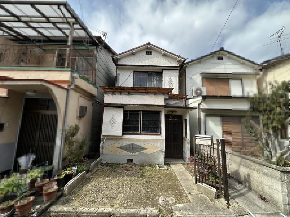 大阪府大東市北条２ 400万円