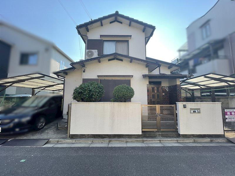 大阪府高槻市芝生町２ 3250万円