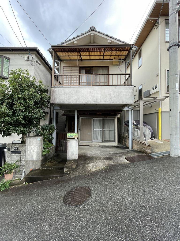 大阪府豊中市宮山町２ 950万円