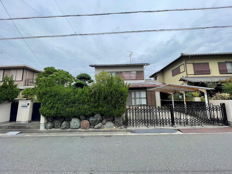 大阪府高槻市西町 7000万円