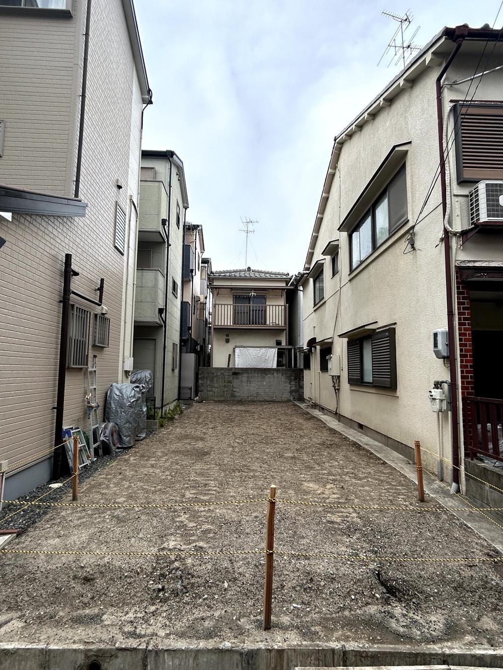 兵庫県尼崎市北大物町 1800万円