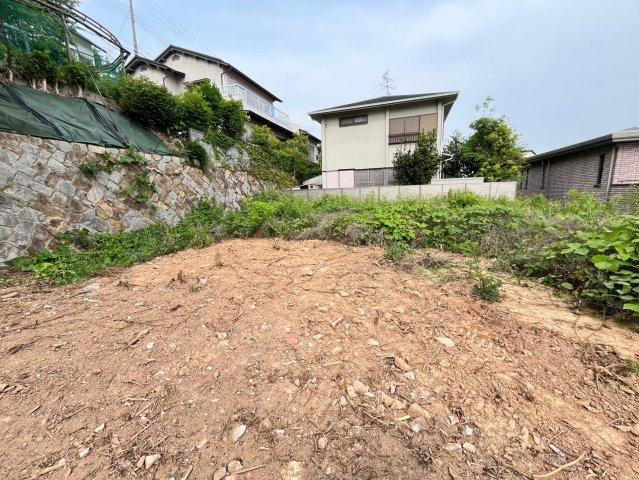 兵庫県宝塚市雲雀丘山手２ 2100万円