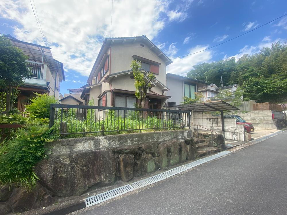 大阪府南河内郡太子町大字春日 930万円