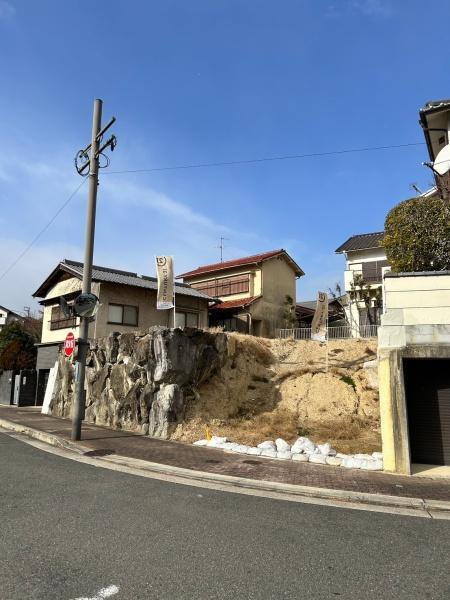 奈良県奈良市あやめ池北２ 土地