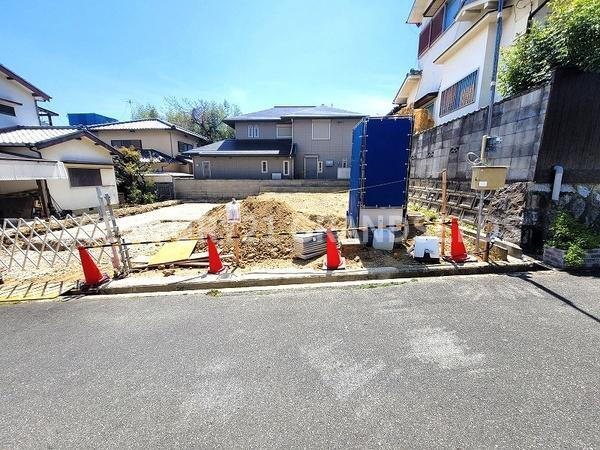 大阪府高槻市松が丘１ 2280万円