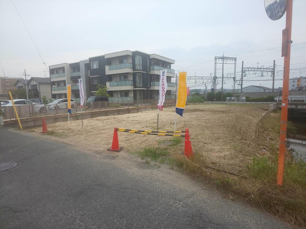 奈良県香芝市狐井 8910万円