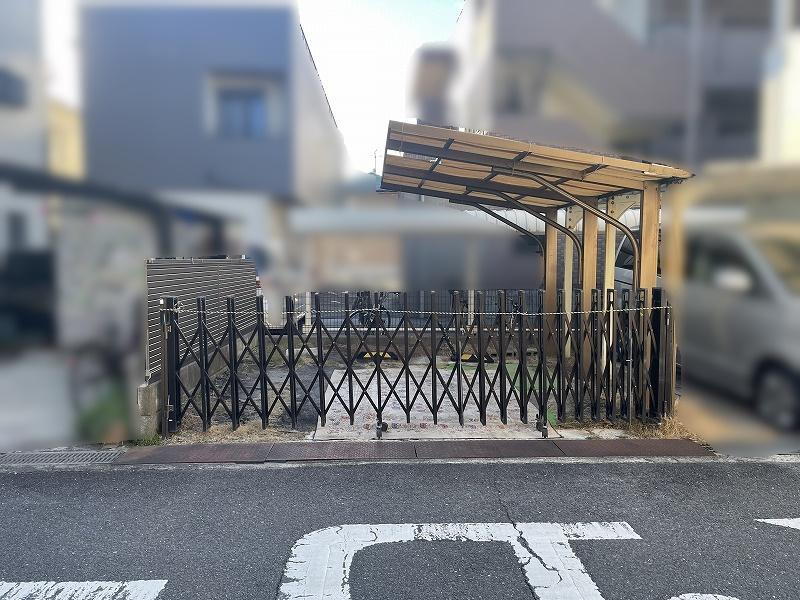 大阪府茨木市上野町 300万円