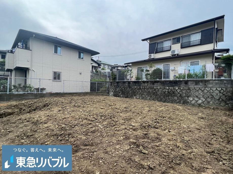 大阪府箕面市粟生間谷西７ 2470万円