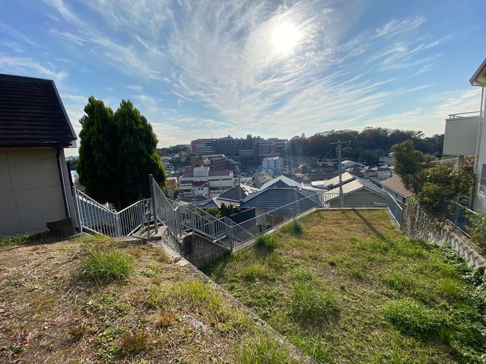 兵庫県西宮市五月ケ丘 780万円