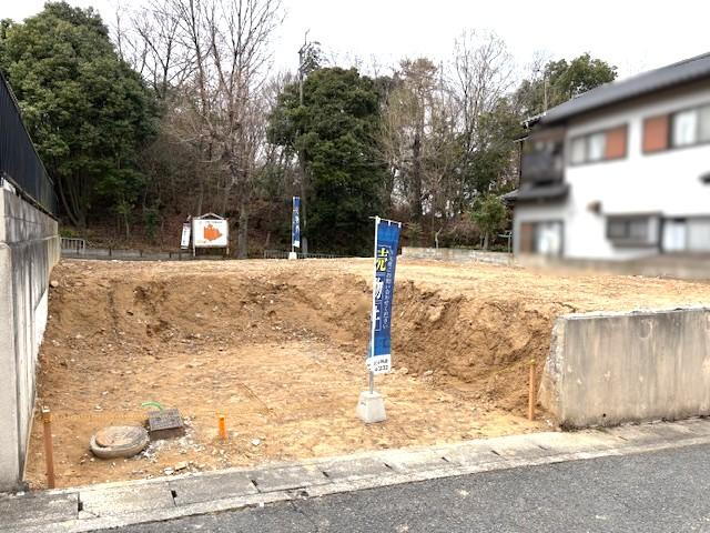 京都府亀岡市南つつじケ丘大葉台１ 1380万円