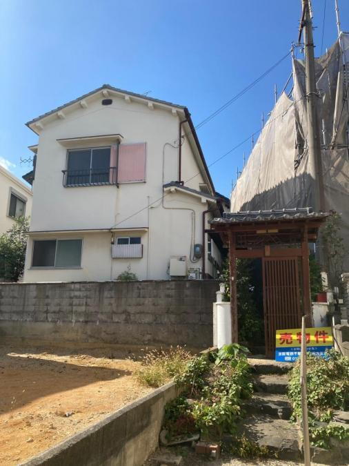 大阪府枚方市東香里元町 880万円