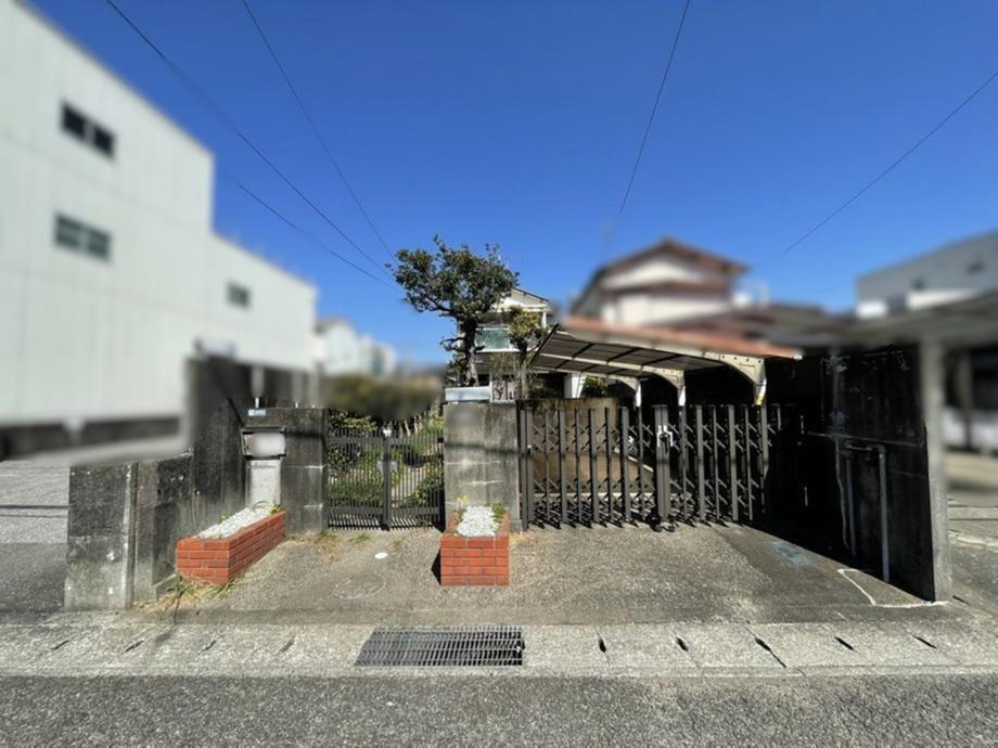高知県高知市上町５ 2600万円