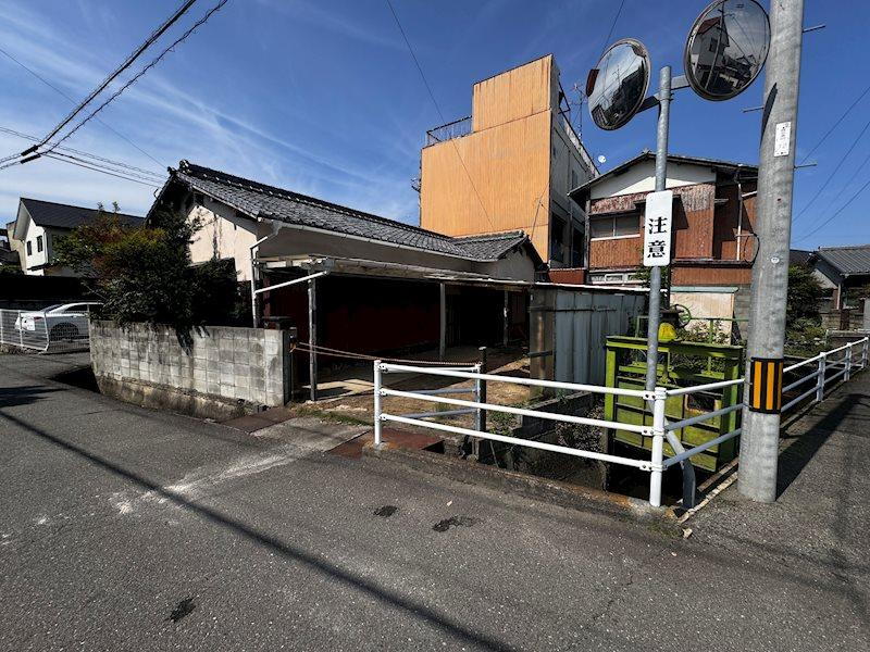 愛媛県今治市中日吉町３ 850万円