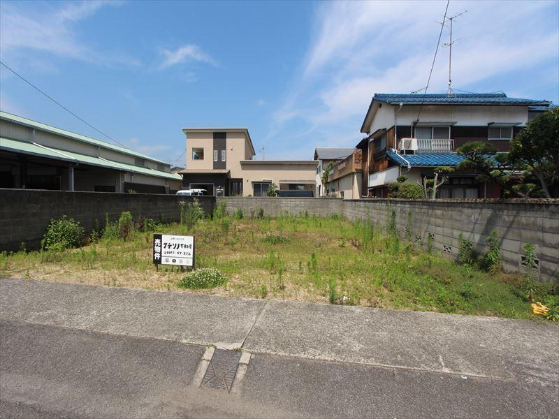 愛媛県西条市大町 1120万円