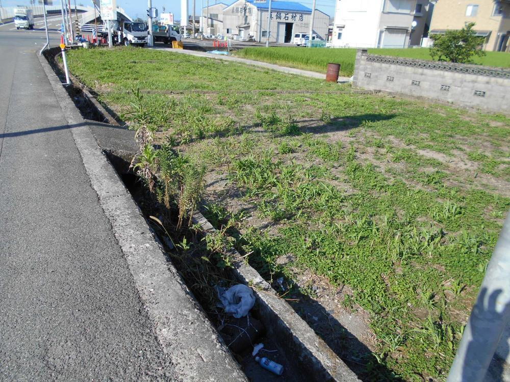 愛媛県西条市氷見乙 土地