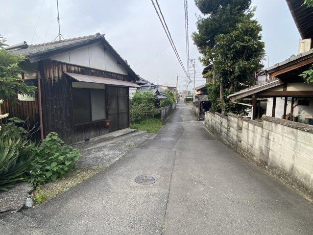 愛媛県西条市安知生 530万円