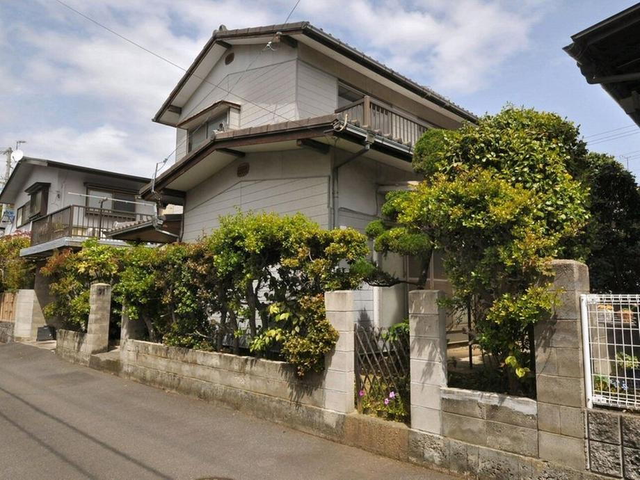 愛媛県松山市高岡町 990万円
