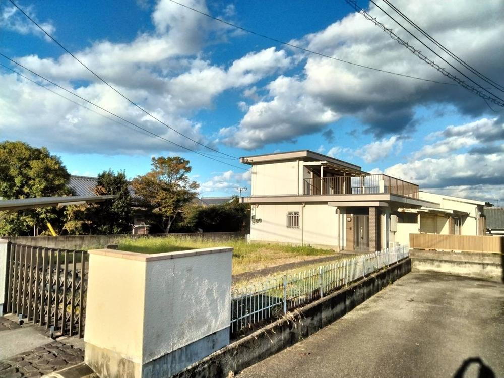 愛媛県新居浜市西連寺町１ 1050万円