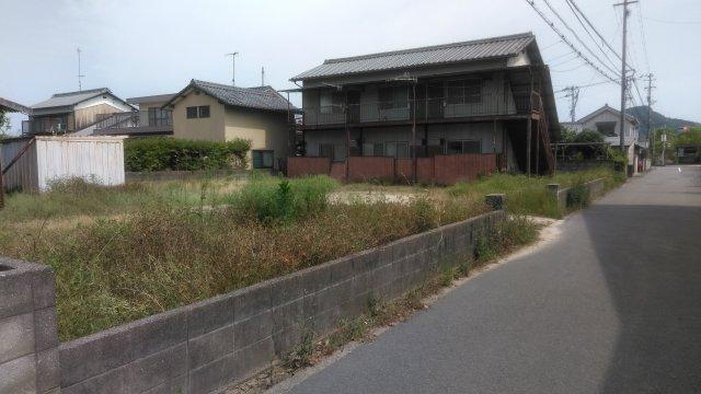 愛媛県松山市中西内 900万円