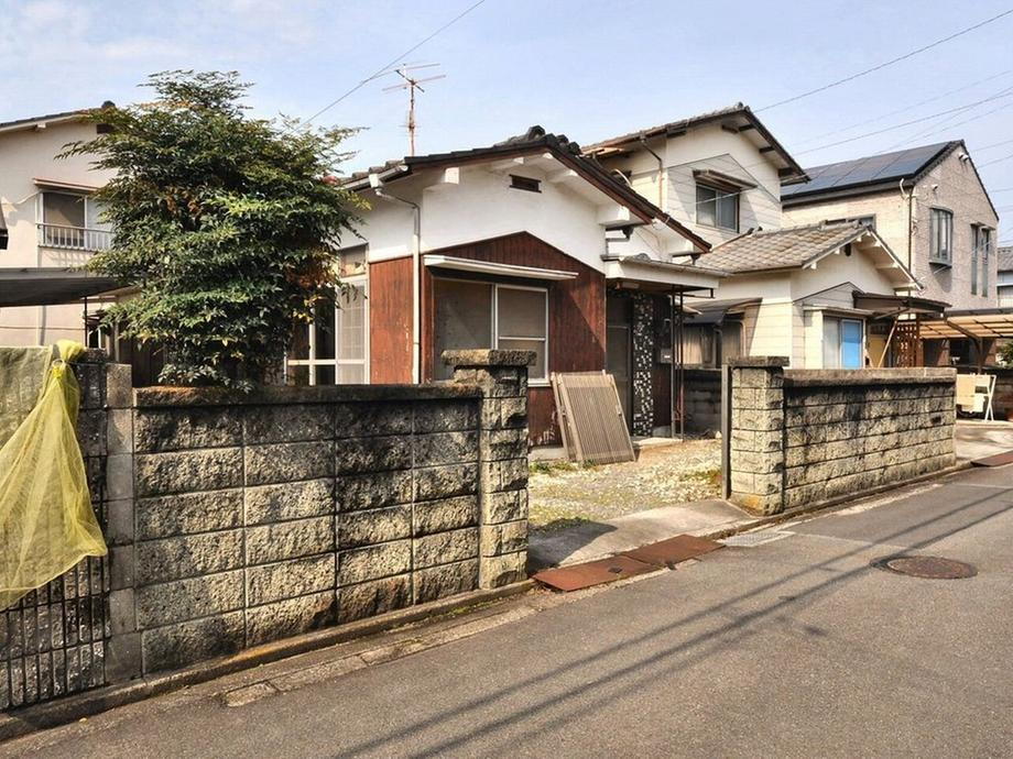 愛媛県松山市清住２ 1200万円