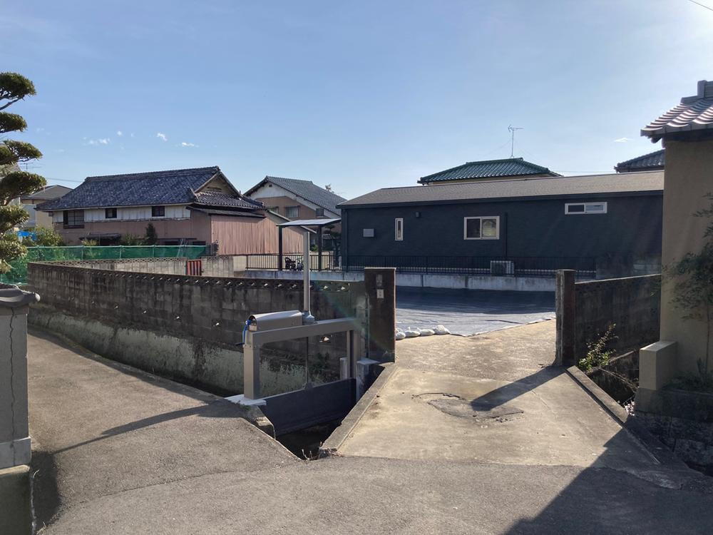 香川県丸亀市郡家町 703.9万円