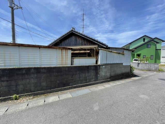 愛媛県新居浜市清水町 380万円