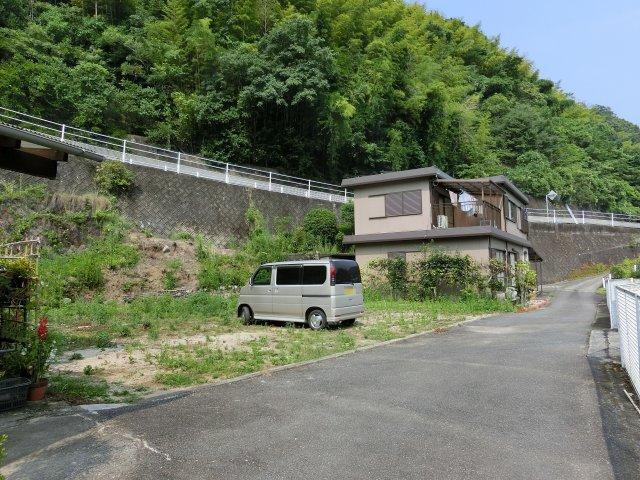 愛媛県松山市食場町 445万円