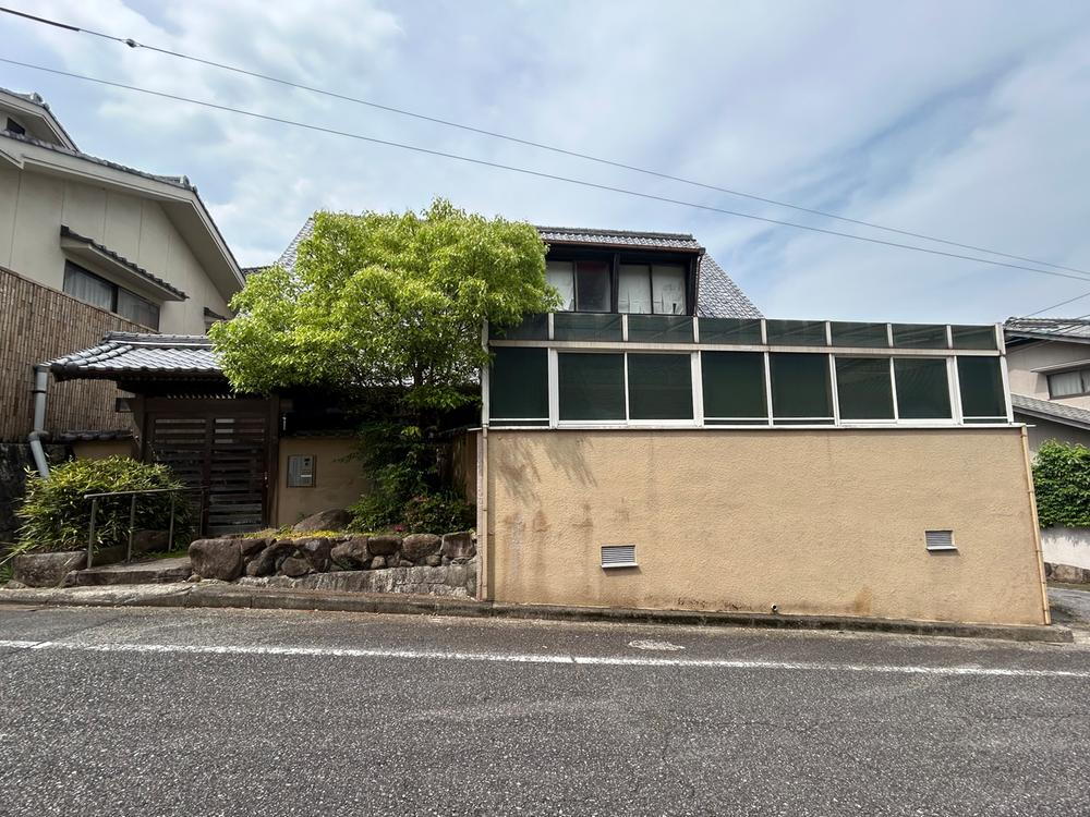 広島県広島市西区三滝本町１ 2640万円