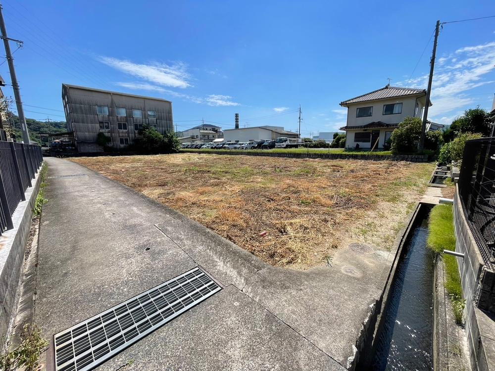 岡山県井原市西江原町 1365万円