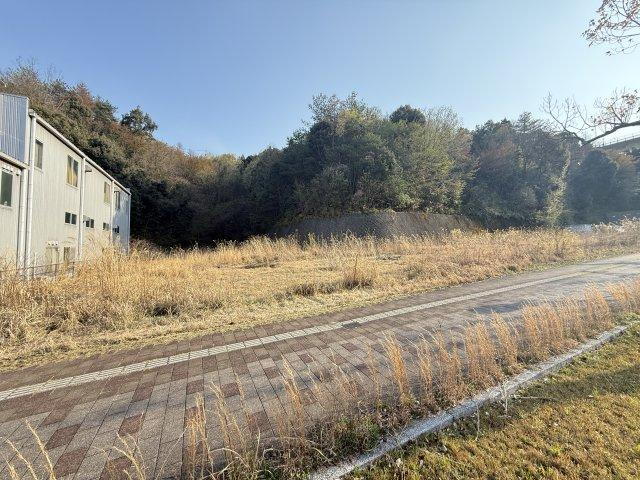 広島県広島市安佐南区大塚西５ 30000万円
