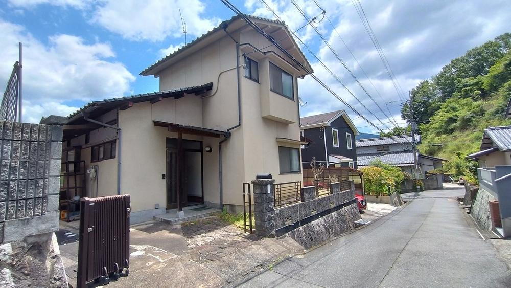 広島県広島市安佐北区亀山南３ 698万円