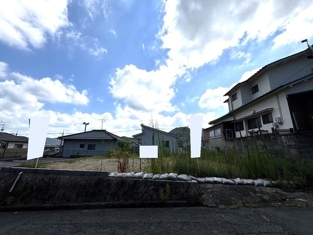 広島県呉市焼山ひばりヶ丘町 670万円