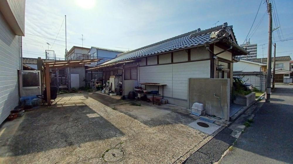 山口県宇部市明治町１ 600万円