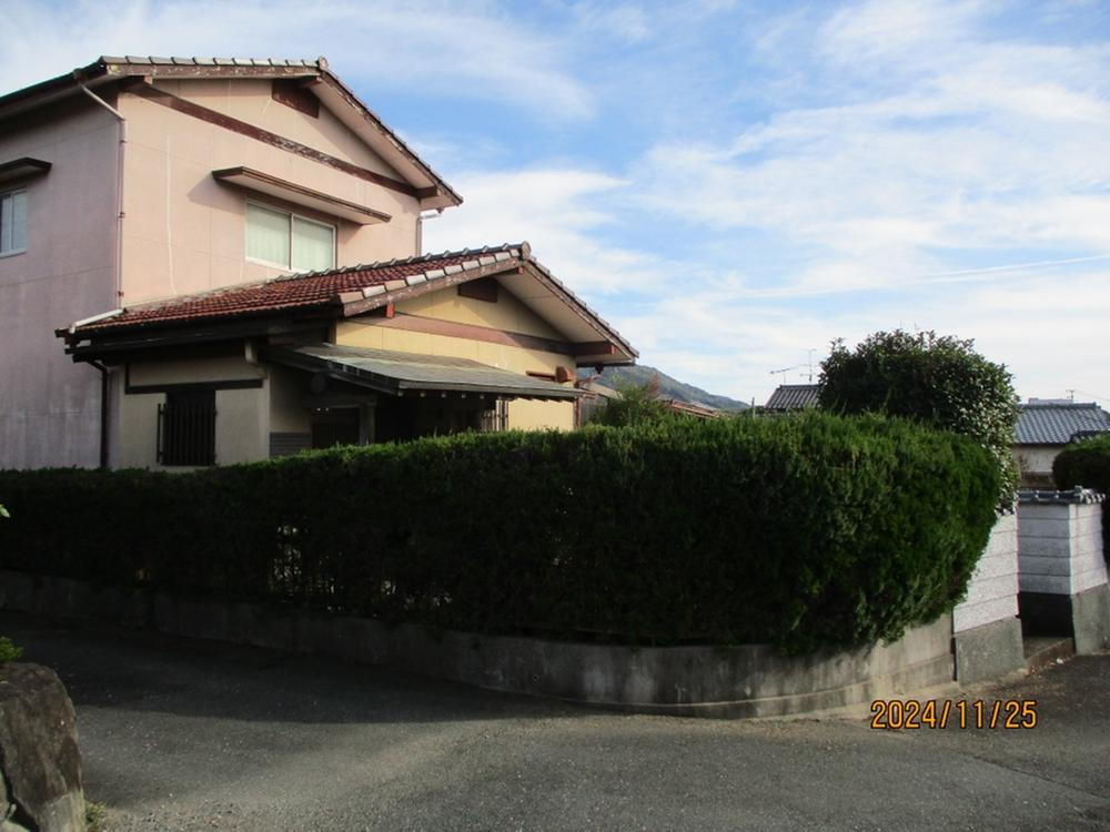 福岡県直方市大字頓野 570万円