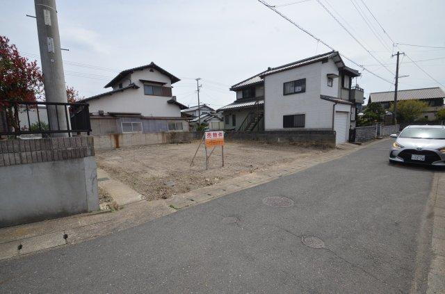 福岡県中間市大字垣生 420万円