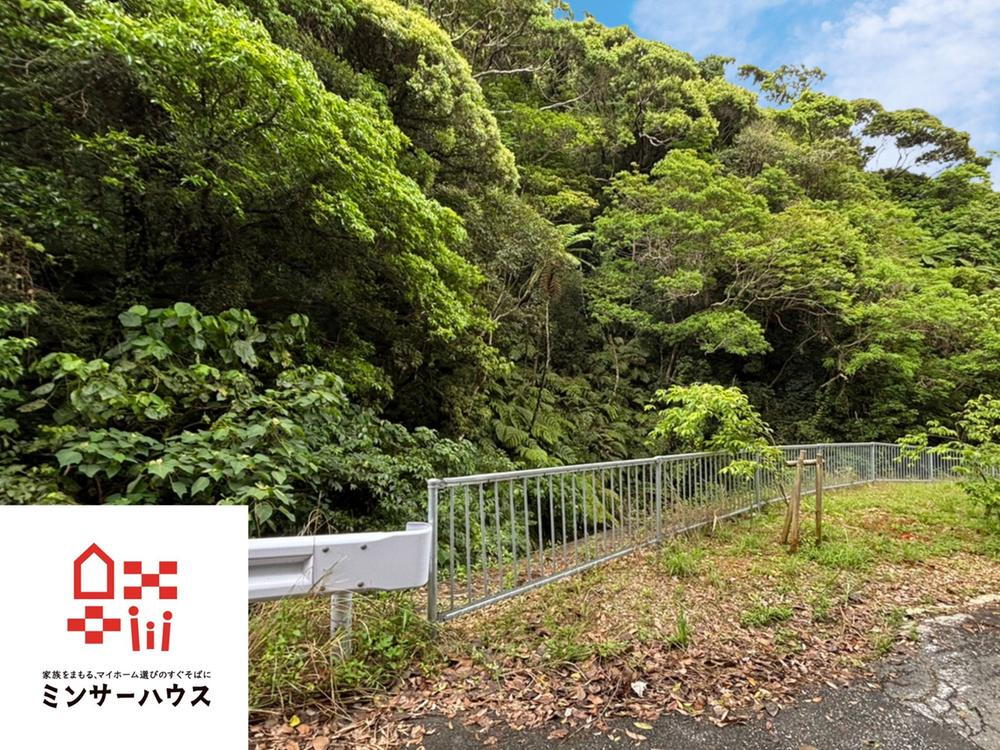 沖縄県国頭郡本部町字伊豆味 30000万円