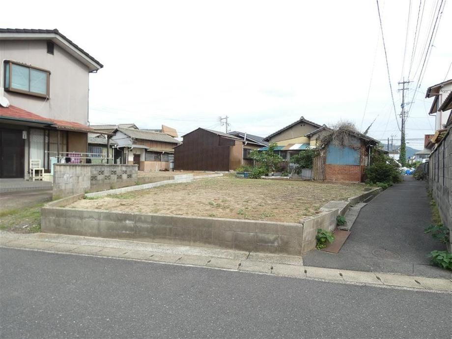 福岡県中間市土手ノ内２ 400万円