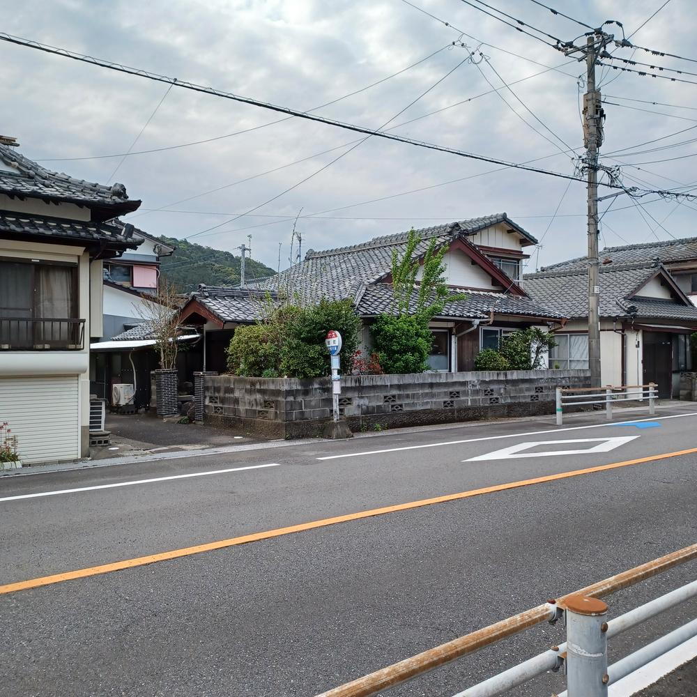 宮崎県日南市大堂津４ 400万円