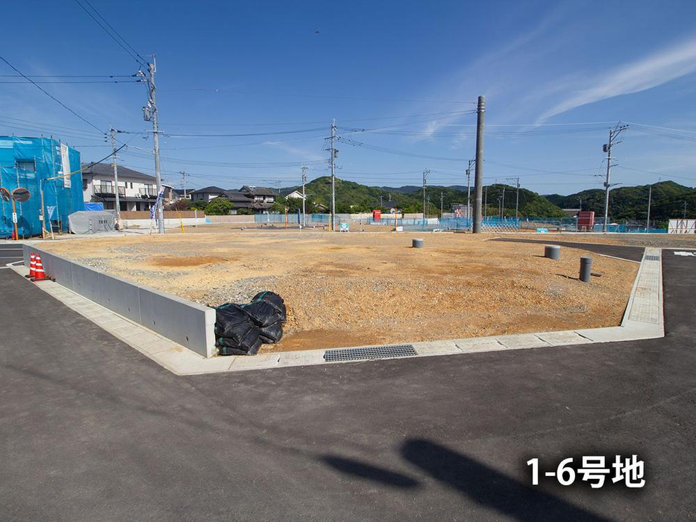 長崎県佐世保市花高３ 1272万円
