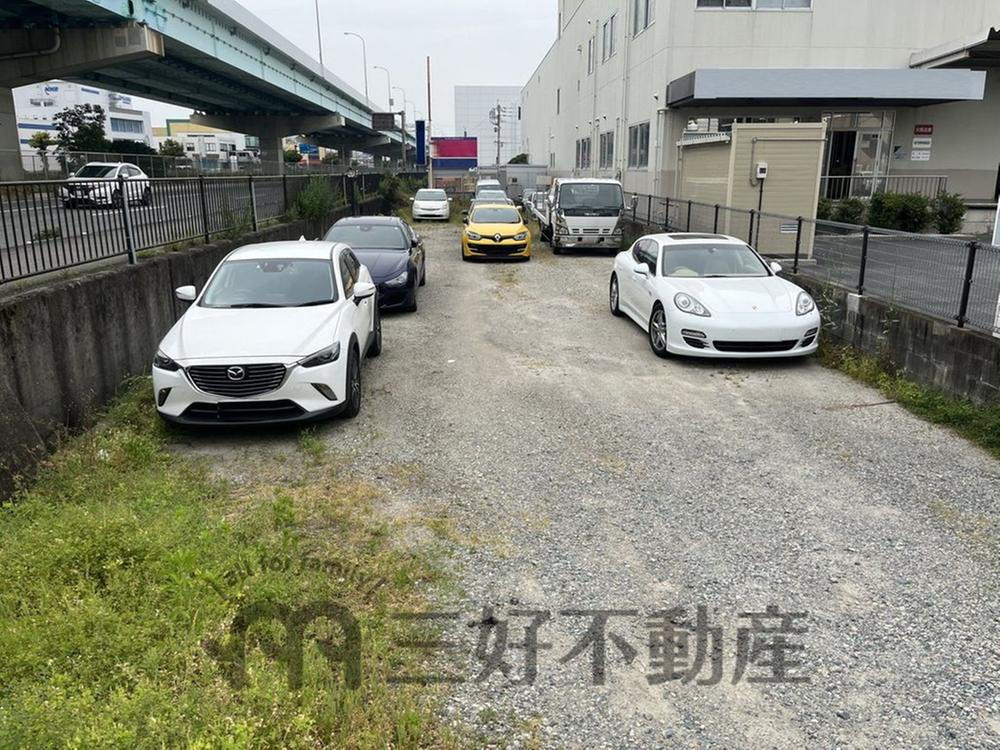 福岡県福岡市博多区東那珂２ 11500万円