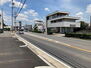 売土地　安城市姫小川町舘出 前面道路含む現地写真