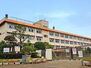 吉野町　売土地 吉野東小学校【鹿児島市立吉野東小学校】は、吉野町に位置する1981年創立の小学校です。令和3年度の生徒数は1161人で、48クラスあります。校訓は「かしこく　なかよく　たくましく」です。 1900m