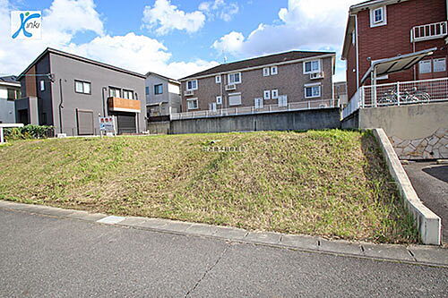 三重県名張市希央台２番町 1210万円