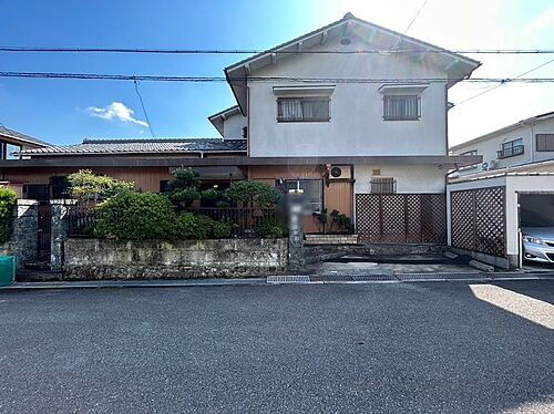 大阪府豊中市新千里北町２丁目 15000万円