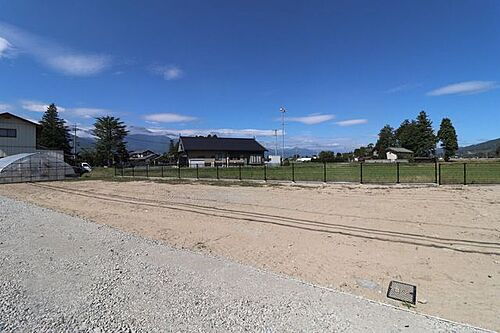 長野県安曇野市穂高北穂高 800万円