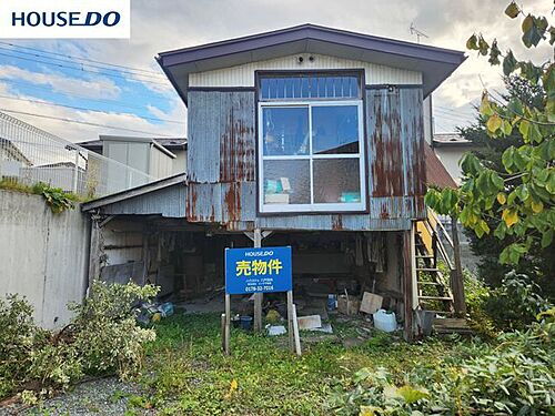 青森県八戸市大字新井田字丑鞍森 880万円