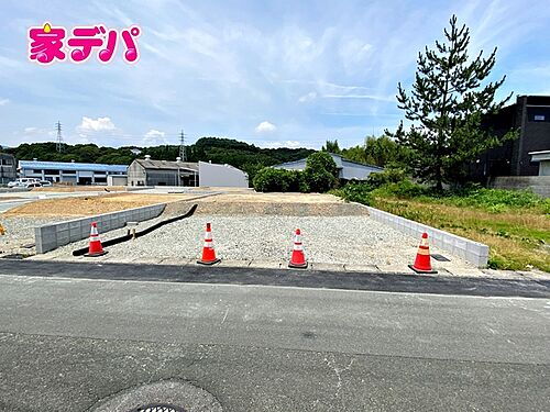 愛知県豊川市平尾町上貝津 土地